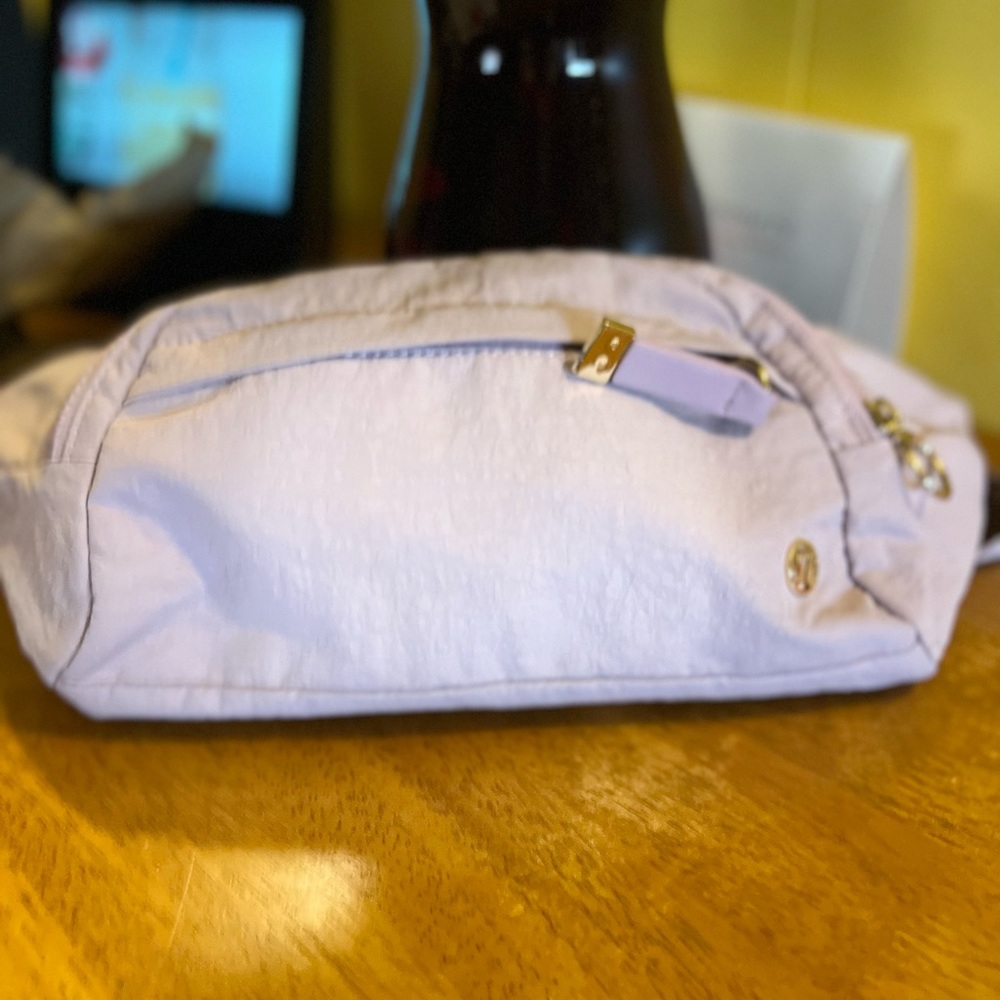 Lululemon Rare Discontinued on the Beat Belt Bag Antoinette
